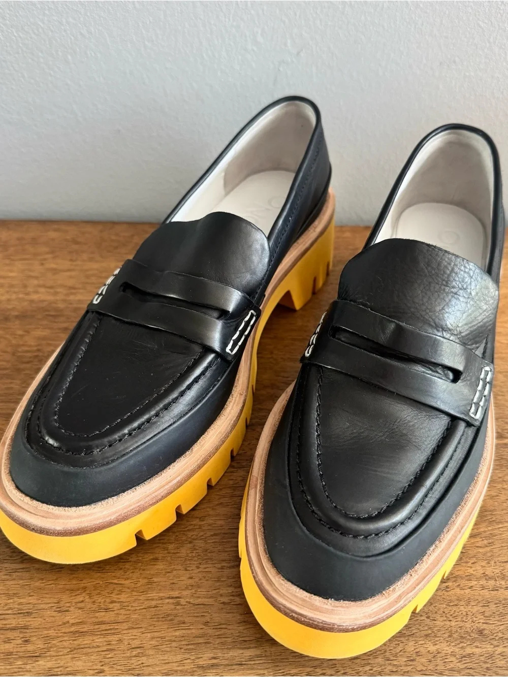 ONCEPT Anthropologie Seoul Platform Loafers Black & Citrus Sole Womens 8 Shoes